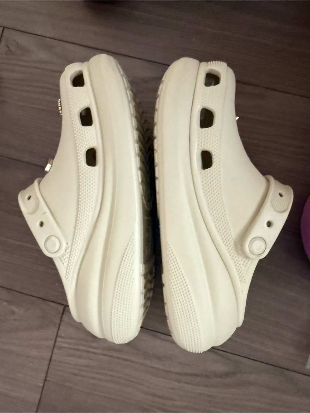Crocs Classic Crush Clog with jibbitz - Picture 3 of 6